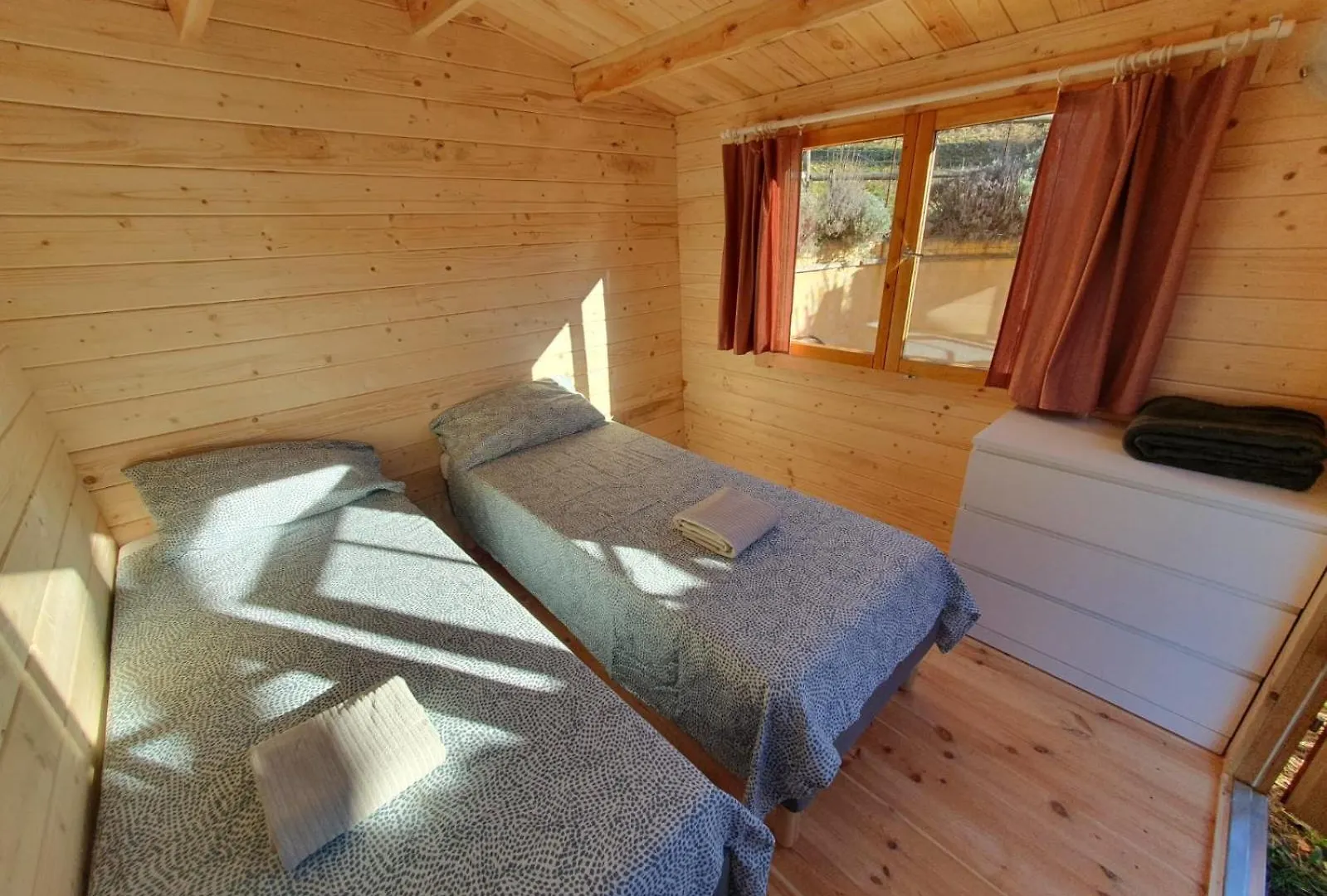 مزرعة للإقامة Agriturismo Fattoria Ca Di Sole San Benedetto Val di Sambro إيطاليا